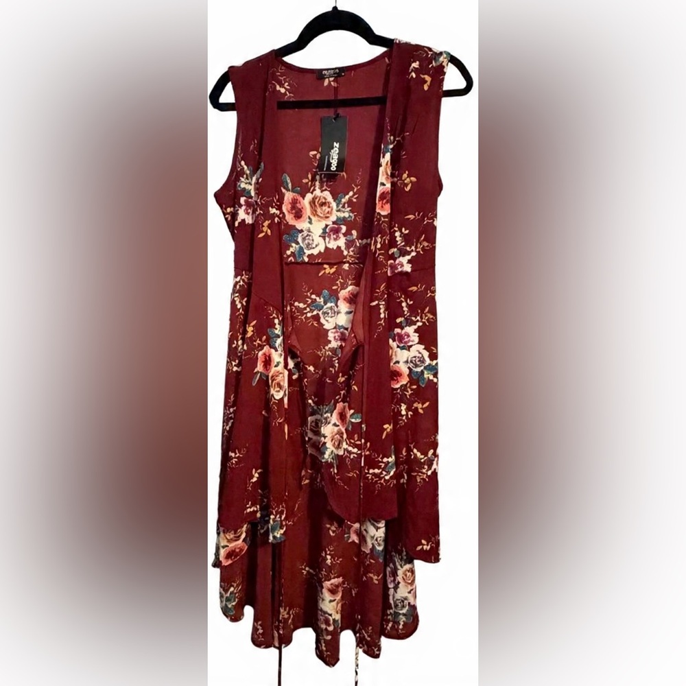 NWT- Zeagoo- Merlot Floral Sleeveless Hi-Lo Kimono- Medium